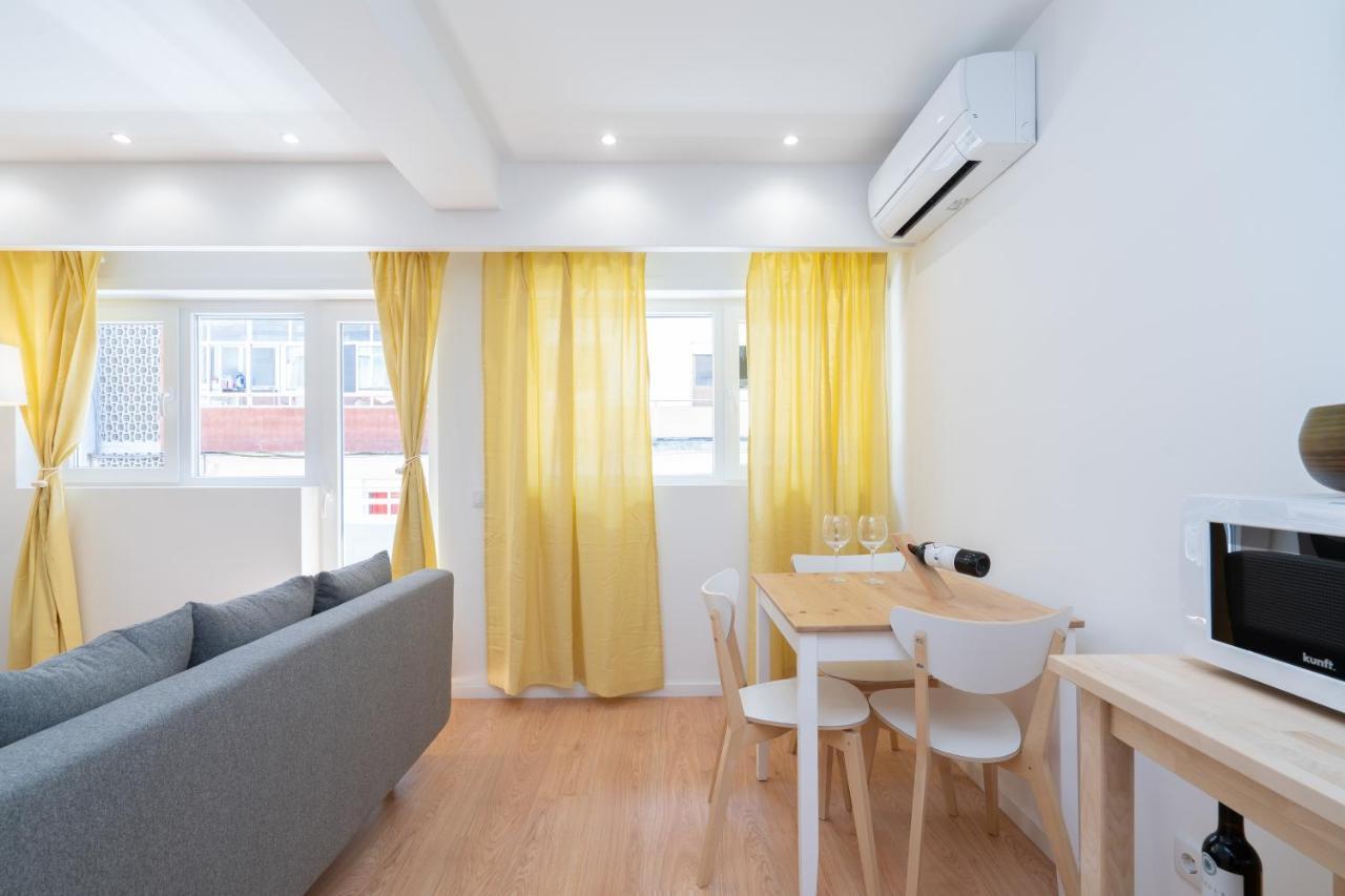 Sweet Sunny Flat W/ Balcony - Gaia Διαμέρισμα Βίλα Νόβα ντε Γκάια Εξωτερικό φωτογραφία