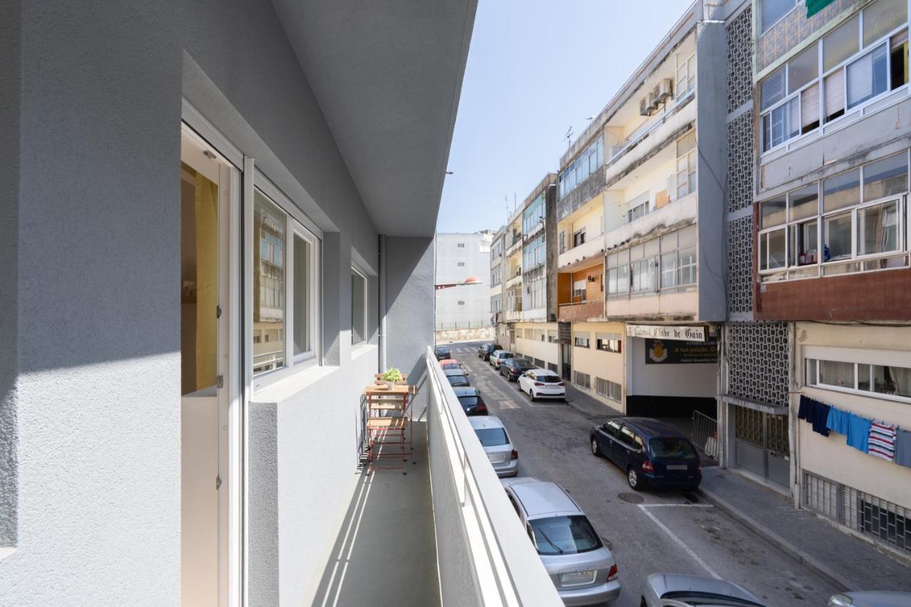 Sweet Sunny Flat W/ Balcony - Gaia Διαμέρισμα Βίλα Νόβα ντε Γκάια Εξωτερικό φωτογραφία